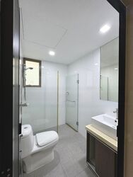 Landbay Condominium (D16), Condominium #458706631